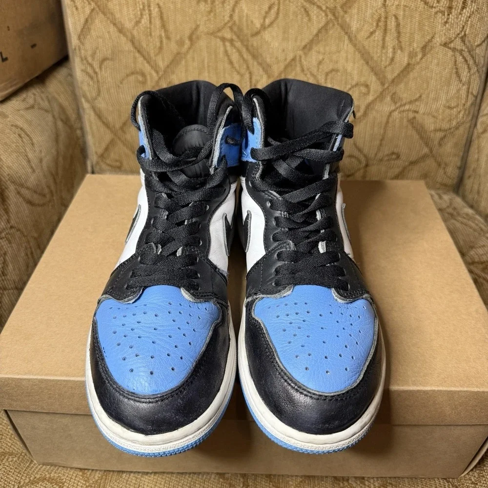 Jordan 1 Retro High OG UNC Toe Sneaker‎ DZ5485-400 Men's 7.5 Used No Box